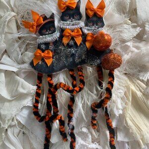 HALLOWEEN THREE LITTLE KITTENS ORNAMENTS*CUT IN TWO LAYERS*REINFORCED*ADORABLE
